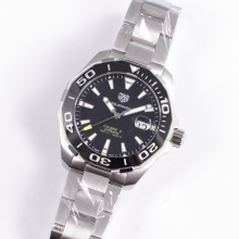 tag aquaracer calibre 5 swiss selita sw200 sapphire